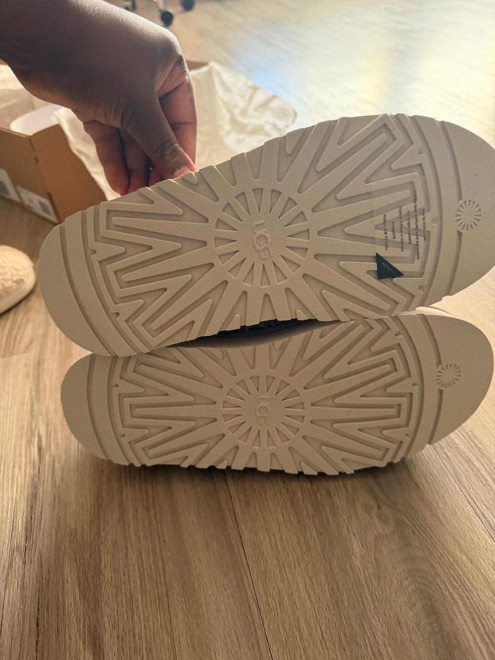 UGG Women's Tazz 2 Sun stitch - Picture 4 of 5